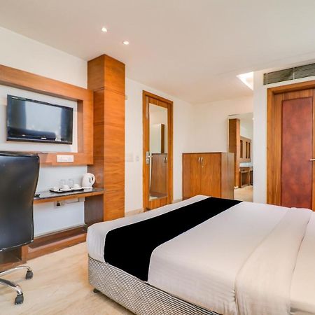 Townhouse 939 Hotel Gagan Inn Near Satyam Inox Patel Nagar New Delhi Bagian luar foto