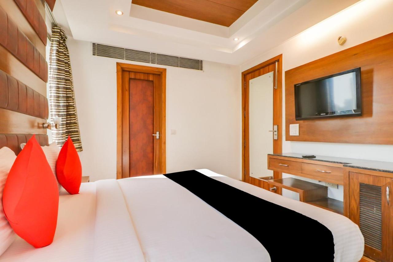 Townhouse 939 Hotel Gagan Inn Near Satyam Inox Patel Nagar New Delhi Bagian luar foto