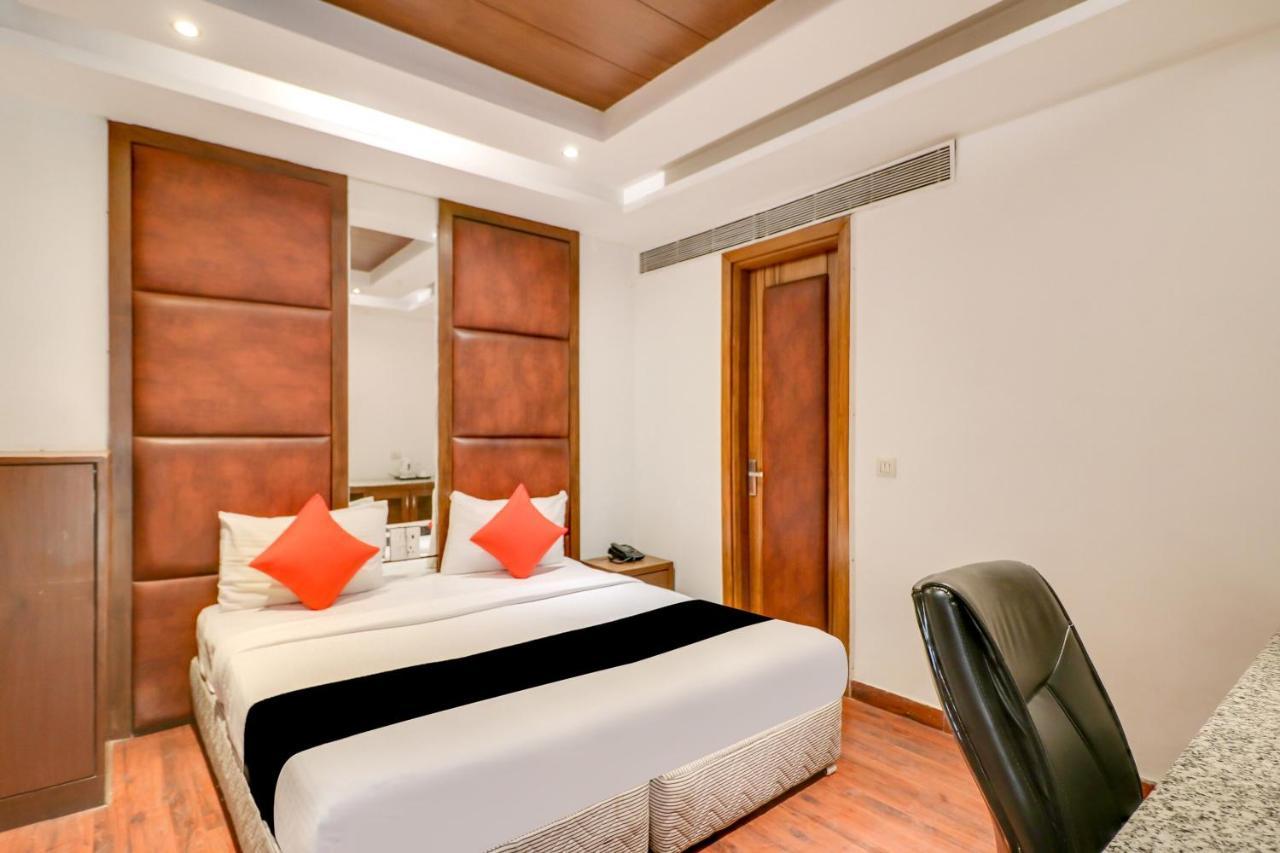 Townhouse 939 Hotel Gagan Inn Near Satyam Inox Patel Nagar New Delhi Bagian luar foto