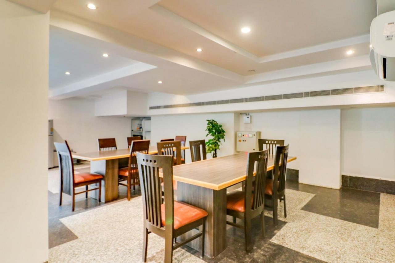 Townhouse 939 Hotel Gagan Inn Near Satyam Inox Patel Nagar New Delhi Bagian luar foto