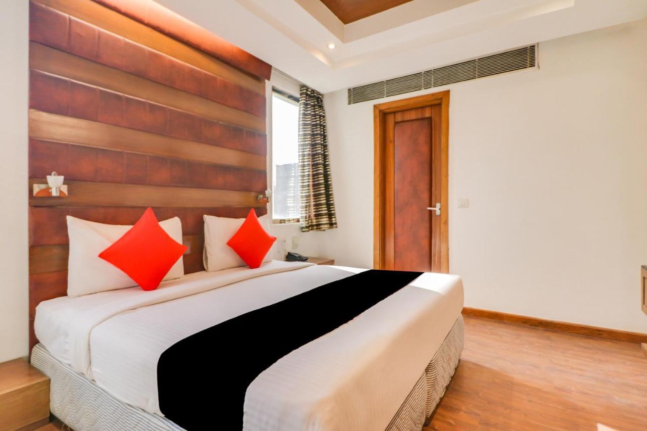 Townhouse 939 Hotel Gagan Inn Near Satyam Inox Patel Nagar New Delhi Bagian luar foto